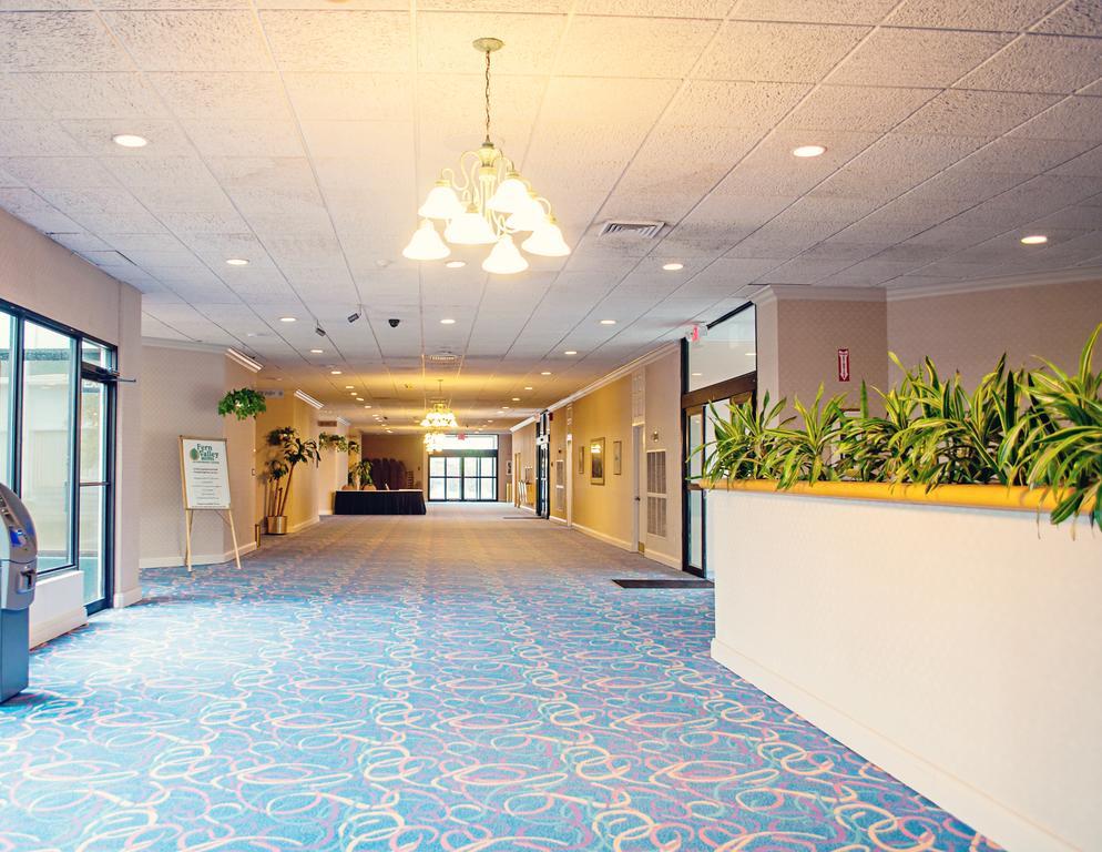 Fern Valley Hotel And Conference Center Louisville Exterior photo