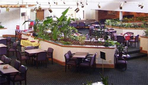 Fern Valley Hotel And Conference Center Louisville Exterior photo